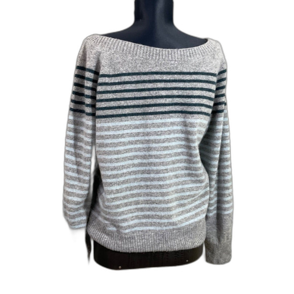 Celtic & Co 100% Lambs Wool Sweater women’s Size M gray Green blue stripes - Picture 3 of 11